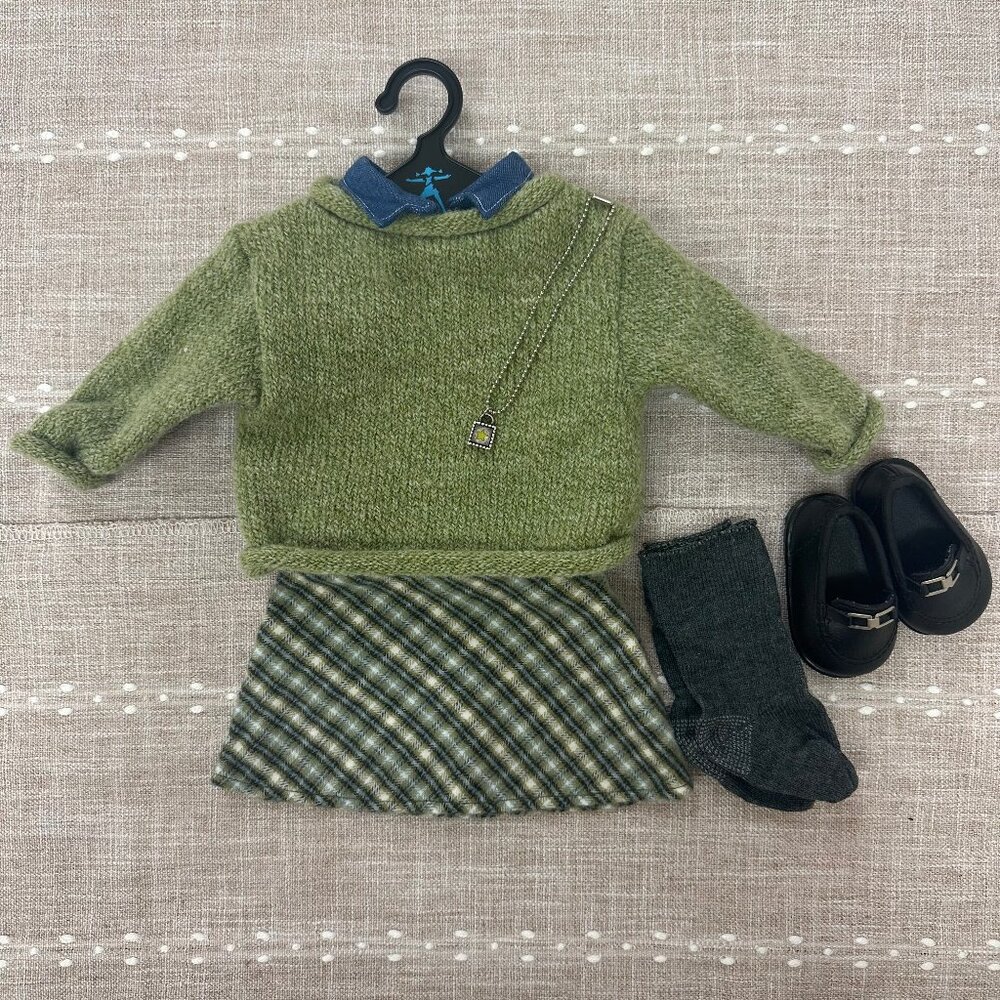 Pleasant Company American Girl of Today 1999 Perfectly Plaid Outfit Complete